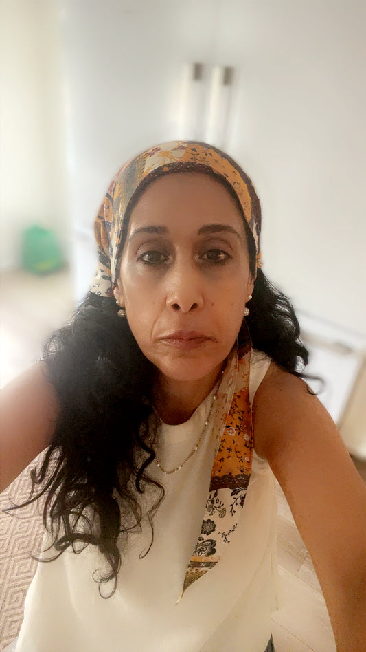 SVELTA™ Quick and Easy Head Scarf